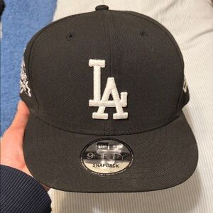New Era Black and White LA Snapback Cap 2024 Worl Series Patch